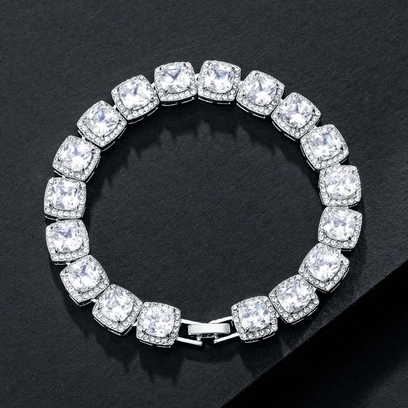 Women's 18K White Gold Tennis Bracelet