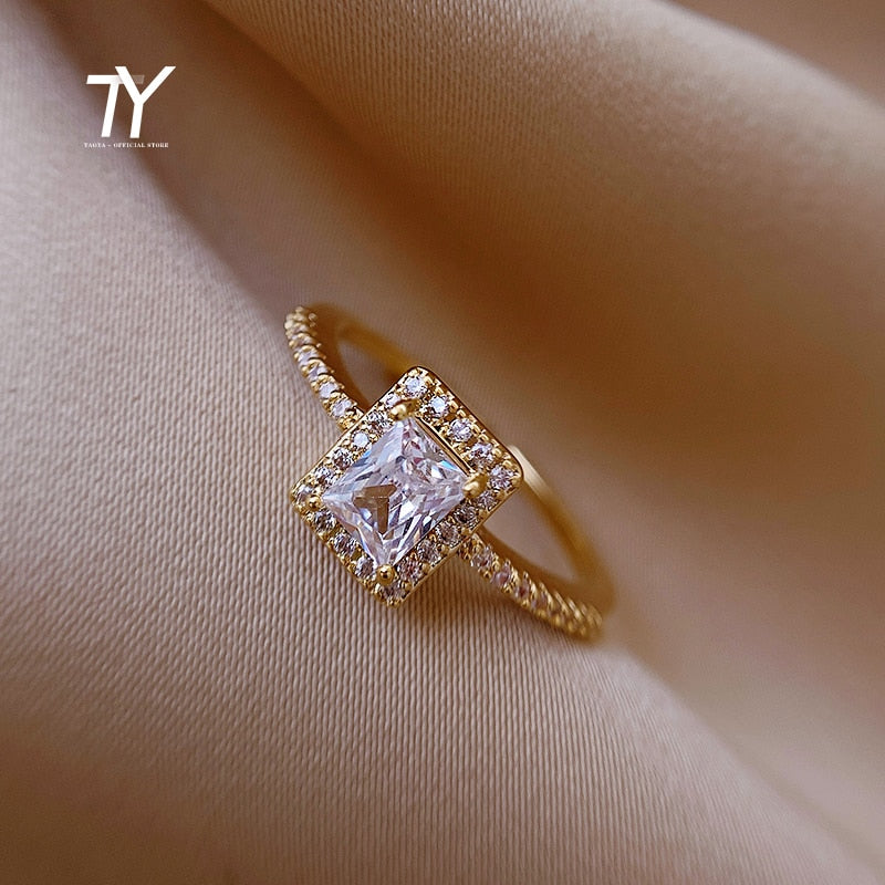 Women's Gold Rings